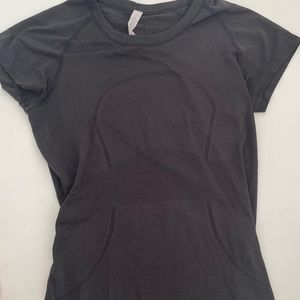 lululemon swiftly tech shirt sleeve too